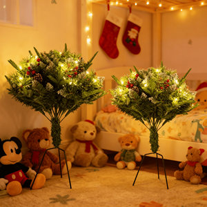 Albero di Natale Artificiale Realistico con 8 Modalità di Illuminazione LED, Timer Automatico, Impermeabile IP44, Funzionamento a Batteria per Uso Interno ed Esterno - Product Image 1