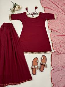 Ensemble Sharara de Luxe Bordeaux pour Femme, Style Velours Designer, Kurta Moderne et Dupatta, Tenue de Cérémonie Indienne/Pakistanaise pour Été/Hiver - Product Image 5