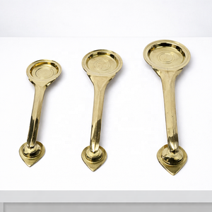 ช้อนทองเหลืองการบูรช้อน Aarti ที่ใส่ธูปทองเหลืองทำด้วยมือช้อนกำยานกาเปอร์สำหรับกลิ่นหอมของตกแต่งบ้าน - Product Image 1