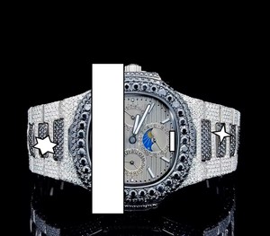 Montre élégante en acier inoxydable avec moissanite et quartz, détails en cristal brillant, construction robuste, performance précise pour le quotidien - Product Image 1