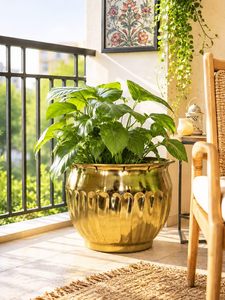 Pot de fleurs en métal doré pour plantes d'intérieur, finition décorative, pot à fleurs avec design côtelé pour la décoration de la maison, salon, bureau - Product Image 5