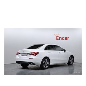 Mercedes-Benz A220 berline classe A 2020/3, 29 856 km, avec volant à gauche et caméra de recul - Product Image 2