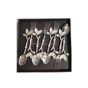 Elegante Juego de Cubiertos de Acero Inoxidable Estilo Victoriano, Diseño Festivo Steampunk, Ecológico para Cenas Temáticas y Eventos de Fantasía - Product Image 2