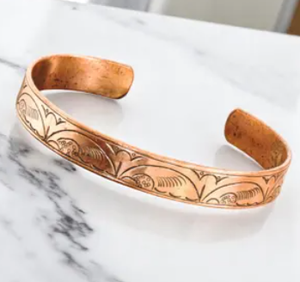 Brazalete de Cobre Puro de Lujo con Grabado Antiguo, Joyería Metálica de Moda con Diseño Exquisito - Product Image 5
