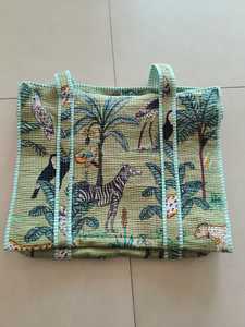 Quilted Jaipuri <b>Tote</b> Bag in Hand Block Print Bohemian Style Beach Bag <b>Zip</b> Closure All Seasons Use Shopping bag Women <b>Tote</b> Bag - Product Image 1