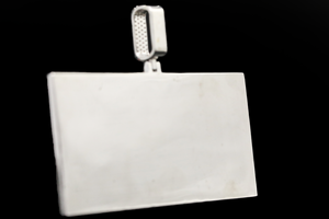 Pendentif personnalisé en alliage plaqué or, style hip-hop, avec diamants CZ givrés, pour un look élégant et prestigieux - Product Image 2