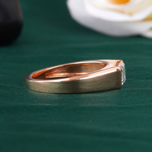 Bague pour homme en or blanc 14 carats avec diamant de laboratoire taille émeraude 2,11 carats, sertissage clos, VVS-VS DEF, solitaire, alliance de mariage certifiée - Product Image 3
