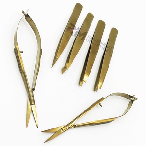 Pinzas para Cejas Ligeras con Punta Inclinada RMI, Venta al por Mayor, Acero Inoxidable Sólido, Color Dorado Plasma, Estuche con Cierre de Resorte - Product Image 3