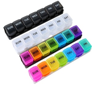 Organisateur de pilules hebdomadaire classique en plastique rectangulaire à 7 compartiments UP-05O - Product Image 3