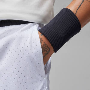 Shorts de sport personnalisés en gros pour hommes – Légers, en maille, pour la boxe, le football, l'entraînement et la course à pied – Idéaux pour l'été - Product Image 5