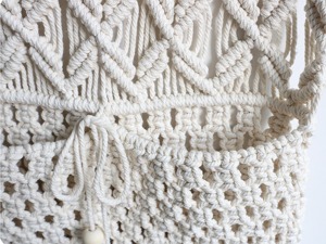 Panier mural minimaliste en macramé pour documents et articles de première nécessité, organisateur élégant pour la maison et le bureau - Product Image 3