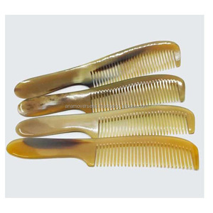 Peigne en corne de buffle naturel fait à la main peigne antistatique lisse pour le soin des cheveux doux - Product Image 1