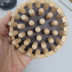 Tazón para servir de madera natural tallado a mano con forma curva única para decoración de cocina del hogar - Product Image 1