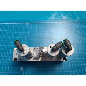 Válvula de fuelle manual FUJIKIN 316L-P N.C. O.P 094363, usada tal como está, piezas de equipos semiconductores Legacy - Product Image 3