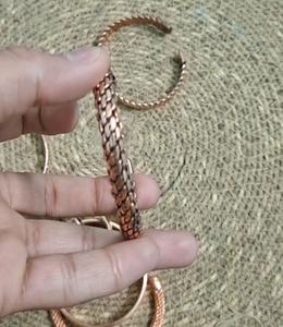 Pulseras de Cobre Puro Hechas a Mano, Pulsera con Dijes Martillados Unisex, Venta Directa - Product Image 2