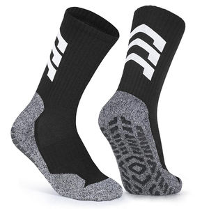Collection de vêtements de sport, chaussettes de sport athlétiques antidérapantes, chaussettes courtes en coton personnalisées, vêtements pour les acheteurs en gros - Product Image 1