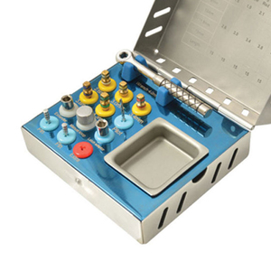 Coffret d'instruments chirurgicaux pour implants dentaires avec outils et composants d'implantologie, kit d'outils d'implantologie orale - Product Image 3