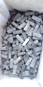 Charbon de bois écologique du Vietnam - Chaleur longue durée pour grillades professionnelles - Product Image 6