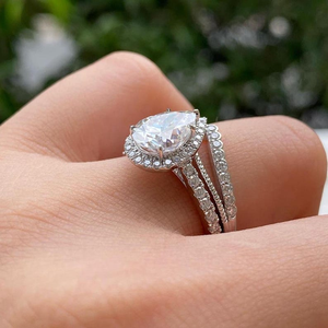 Magnifique ensemble de bagues halo en diamant blanc taille poire en argent sterling, bijoux deux pièces pour demoiselles d'honneur, femmes et occasions spéciales - Product Image 5