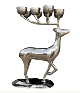Candélabre de luxe en métal argenté en forme de renne à plusieurs branches, centre de table de Noël, décoration pour salon et salle à manger - Product Image 1