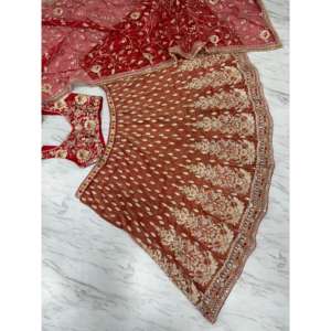 Plus beau dernier créateur Heera Création Orange taille M Lehenga Choli pour femme Ensemble de broderie exquis - Product Image 5