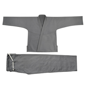 Kimono de karaté unisexe pour adultes, gris, 100% coton, coupe classique, durable, avec ceinture blanche - Product Image 5