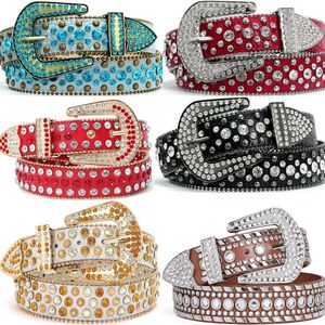 Ceinture en cuir de vache rouge occidentale avec boucle en strass argenté, style décontracté - Product Image 1
