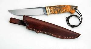 Herramienta utilitaria para exteriores de acero inoxidable forjado a mano, personalizada OEM, con mango de madera de arce estabilizada y collar de latón. - Product Image 3