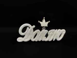 Colgante Eterno Premium con Diamantes CZ de Aspecto Helado - Product Image 2