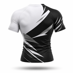 เสื้อคอมเพรสชั่นแขนสั้นสำหรับผู้ชาย เสื้อกีฬา แรชการ์ด ออกกำลังกาย วิ่ง เทรนนิ่ง สีดำขาว ลายซับลิเมชั่น - Product Image 3