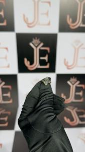 Anillo de compromiso con diamante moissanita de corte marquesa, certificado GRA, joyería fina en plata de ley 925, viene con engaste de 4 puntas. - Product Image 2