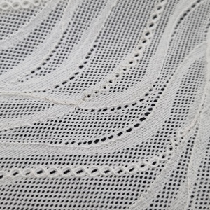 Tela de Encaje Elástica Ligera con Diseño de Ondas Abstractas, Nailon y Spandex, 150 cm, Corte Libre, Tejido de Punto, Color Personalizado, Diseños Personalizados, Ropa de Dormir - Product Image 4