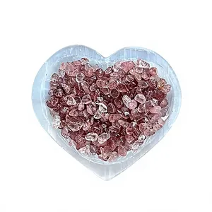 Vente en gros de copeaux de quartz fraise poli et d'agate, cristal concassé 3-5mm pour la décoration intérieure et les fêtes par AMAYRA CRYSTALS EXPORTS INDIA - Product Image 1