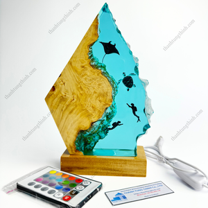 Lampe de table en résine océanique 3D avec télécommande RGB et base en bois, fabriquée au Vietnam - Product Image 5