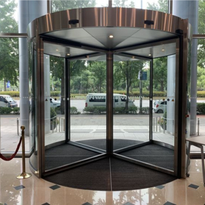 <span class=keywords><strong>Porte</strong></span> en verre automatique rotative de luxe pour entrées d'hôtels, construction en verre trempé imperméable avec finition de surface haut de gamme - Product Image 6