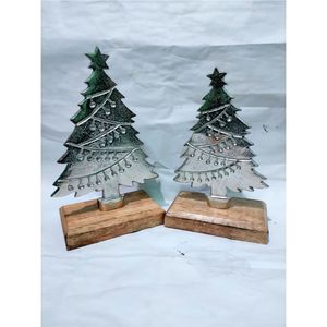 Sculpture décorative en métal en forme de sapin de Noël avec base en bois, figurine de table pour les fêtes, décoration intérieure, ornement festif, cadeau - Product Image 1