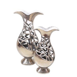<b>Set</b> of 2 Silver Designing Table Ware Stylish Flower Vases Table Top Aluminum Decorative Flower Vase for Home Living Room Use - Product Image 1