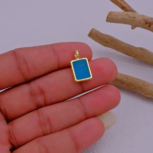 Fabriqué à la main bleu ciel Druzy Rectangle pierre précieuse texturé 24K plaqué or lunette pendentif breloque pour collier approvisionnement en gros - Product Image 4