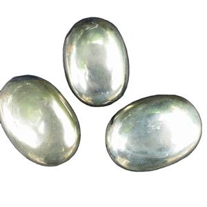 Pierre de paume en pyrite naturelle sculptée en gros, Feng Shui, amour, pierre précieuse métaphysique, décoration de la maison, méditation, souvenir direct - Product Image 1