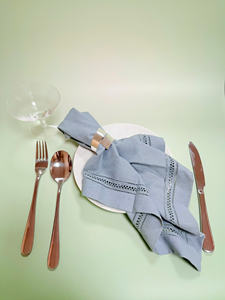 Serviettes de cocktail brodées personnalisées en coton/lin de haute qualité VNAP du Vietnam pour fêtes, mariages, décorations, broderie, MOQ - Product Image 4