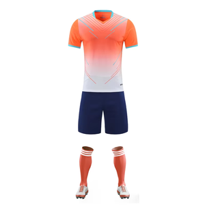 Tenue de football personnalisée en gros, nouveau design, kit complet de haute qualité, ensemble respirant à séchage rapide pour adultes 2026, manches courtes - Product Image 6