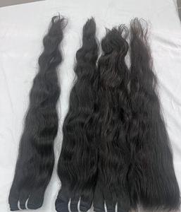 Lots de Cheveux Naturels Indiens de 40 Pouces en Gros, Cheveux Humains Remy Non Traités, Ondulés Naturels, Qualité Supérieure, Les Plus Lisses - Product Image 1