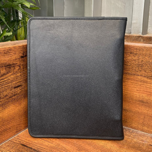 2025 nouveau Design A4 multifonction usiné à la main en cuir dossier fermeture éclair portefeuille personnalisé matelassé cuir dossier avec porte-carte - Product Image 5