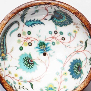 เตาเผาเครื่องหอมอินเดียทำจากไม้กระถินเทศรักษ์โลก ดีไซน์พรีเมียม พร้อมที่วางแบบปรับแต่งได้ ใช้ได้ทุกฤดู สำหรับใส่เทียน - Product Image 2