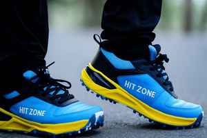 รองเท้าคริกเก็ตแบบมีปุ่มยาง น้ำหนักเบา ซักได้ วัสดุนุ่ม ทนทาน สวมใส่สบาย มีทุกสี - Product Image 2