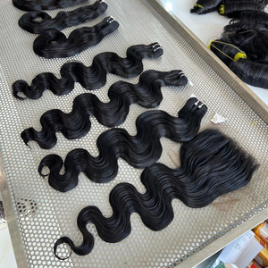 Extensiones de cabello de Color Natural con ondas de cuerpo de buena forma de textura fuerte de primera calidad Peluca de cabello humano brasileño Tejidos y pelucas - Product Image 4