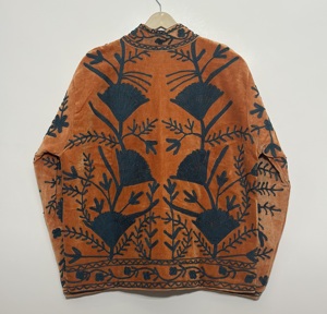 Veste en velours brodée à la main Maaunique Vintage Suzani pour femmes, motif floral automne/hiver, veste bomber en coton entièrement respirante - Product Image 6