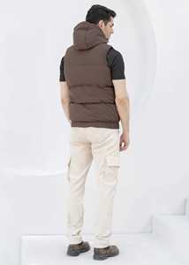 Chaleco Acolchado Sin Mangas con Capucha para Hombre, Color Marrón Sólido, con Cierre de Cremallera y Bolsillos, Ropa de Abrigo Informal para Invierno - Product Image 2