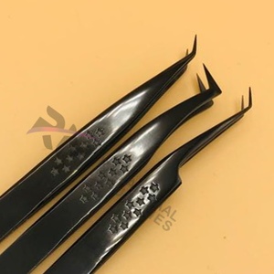Pinzas para Pestañas de Acero Inoxidable RMI, Producto de Tendencia, Punta Suave Antiestática, Diseño de Estrella de Plasma Negra de Alta Calidad - Product Image 1