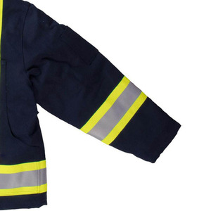 Chaqueta de Trabajo de Seguridad Hecha de Tela de Poliéster con Logotipo Personalizado, Chaqueta de Seguridad Reflectante 3M para la Construcción - Product Image 3